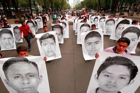 Gertz Manero colabora en caso Ayotzinapa, no obstruye: AMLO