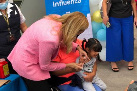 Inicia NL vacunación contra la Influenza